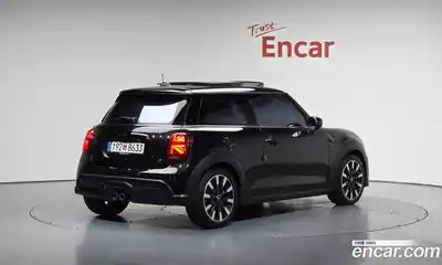 Mini Cooper, 2022