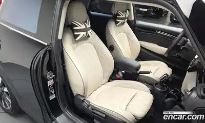 Mini Cooper 2022 2.0 гидро в Москве № 186934, миниатюра 9