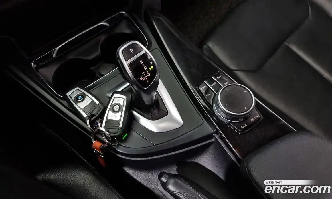 BMW 3-Series 2018 2.0 гидро в Москве № 189800, фото 9