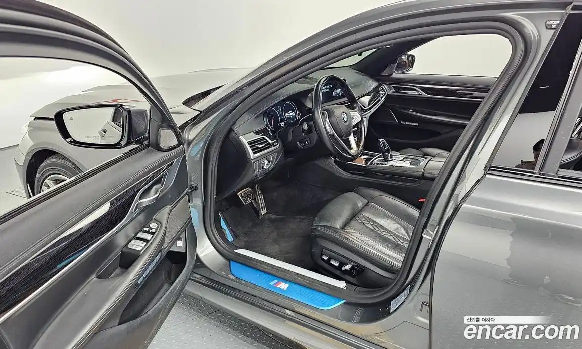 BMW 7-Series 2018 3.0 гидро в Москве № 192387, фото 11