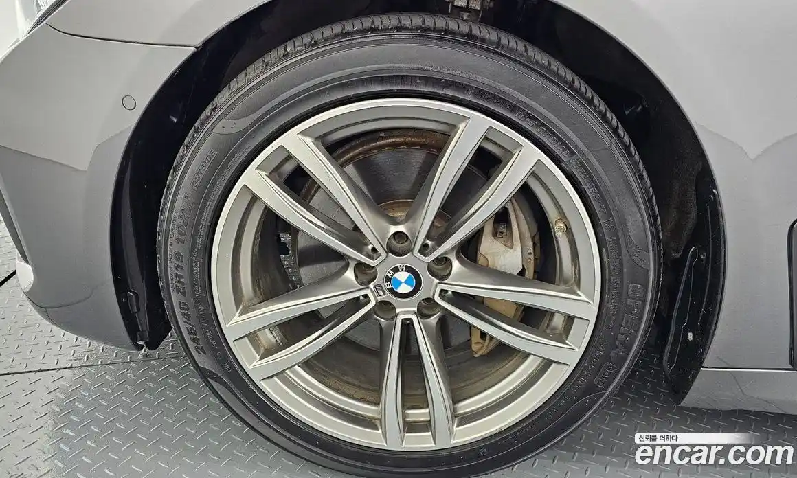 BMW 7-Series 2018 3.0 гидро в Москве № 192387, фото 5