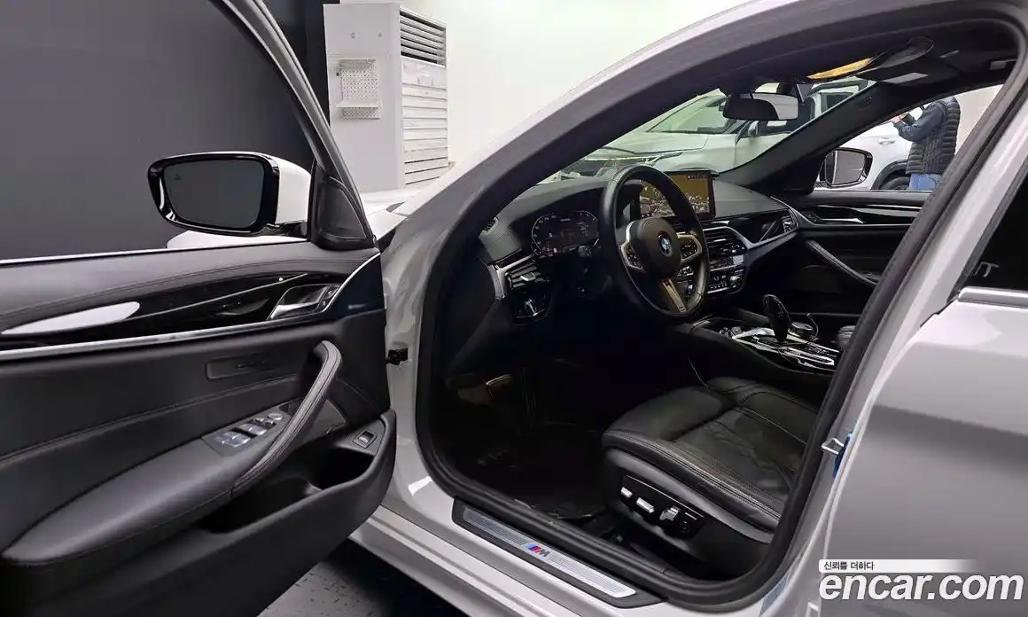 BMW 5-Series 2023 2.0 гидро в Москве, фото 10