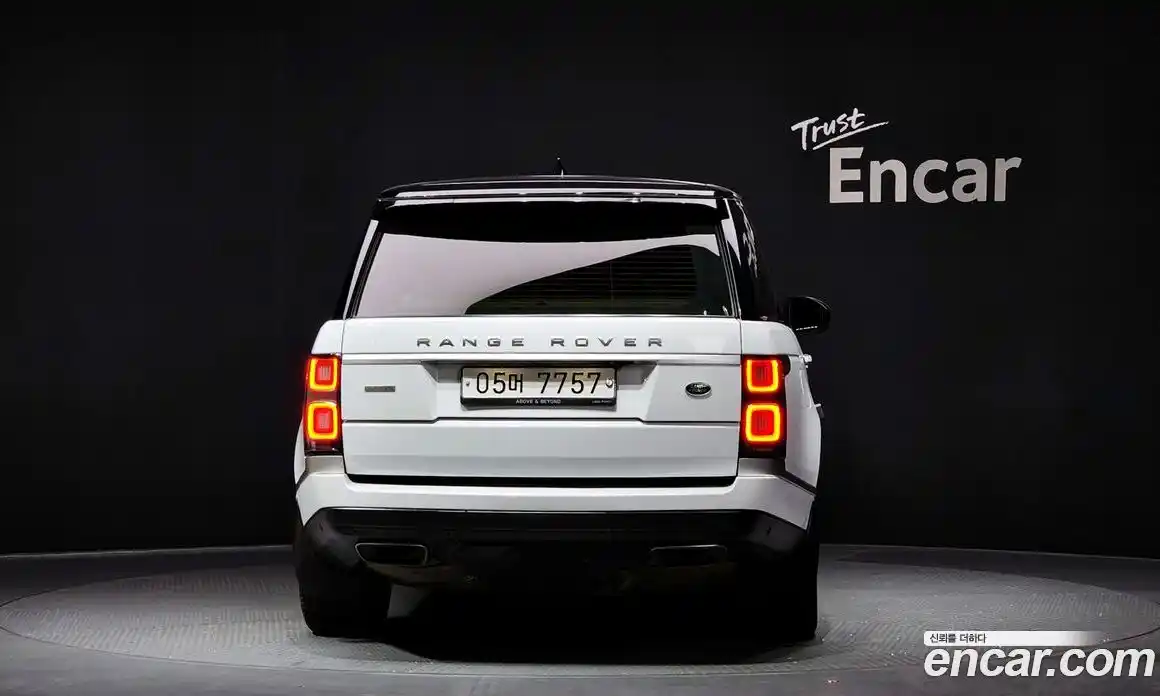 Land Rover Range-Rover 2018 4.4 гидро в Москве № 198207, фото 3