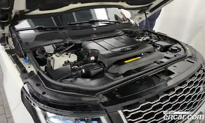 Land Rover Range-Rover 2018 4.4 гидро в Москве № 198207, миниатюра 6