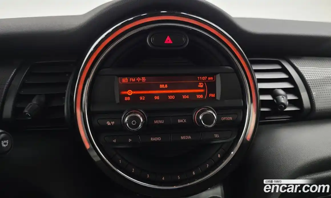 Mini Cooper 2015 1.5 гидро в Москве № 198433, фото 14