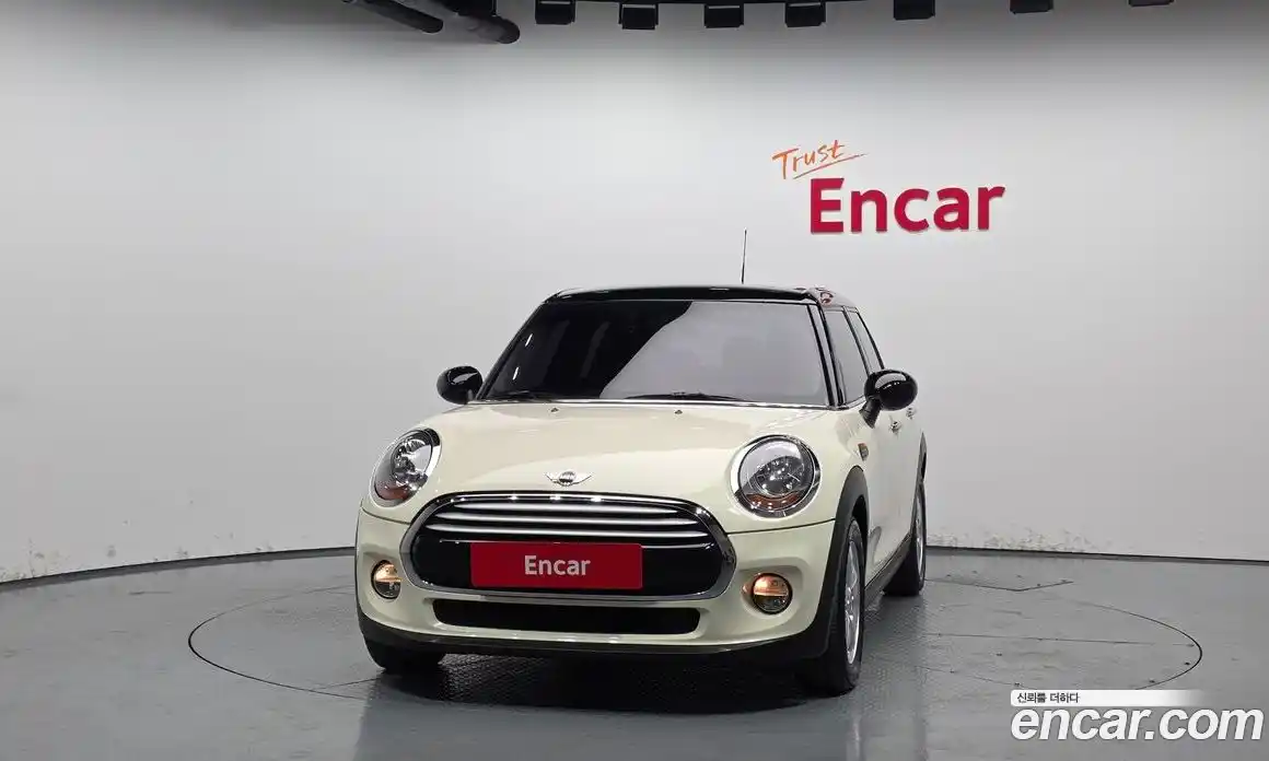 Mini Cooper 2015 1.5 гидро в Москве № 198433, фото 3