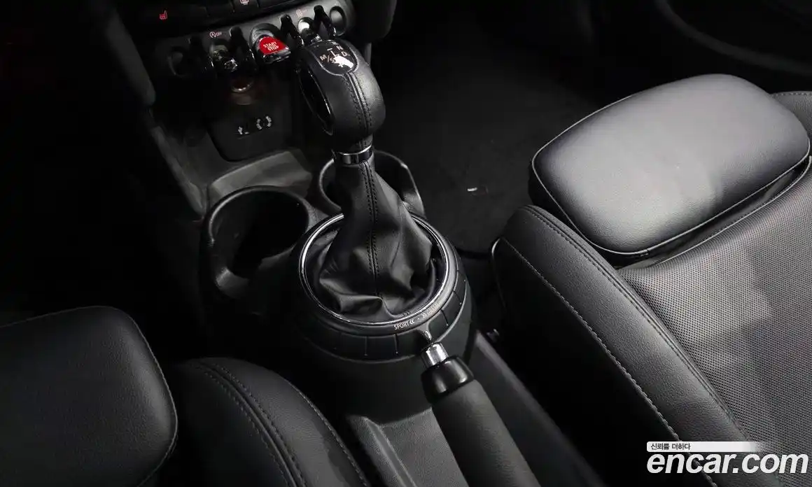 Mini Cooper 2015 1.5 гидро в Москве № 198433, фото 9