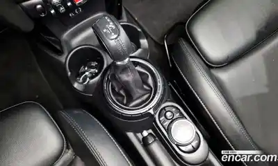 Mini Cooper 2015 1.5 гидро в Москве № 198444, миниатюра 9