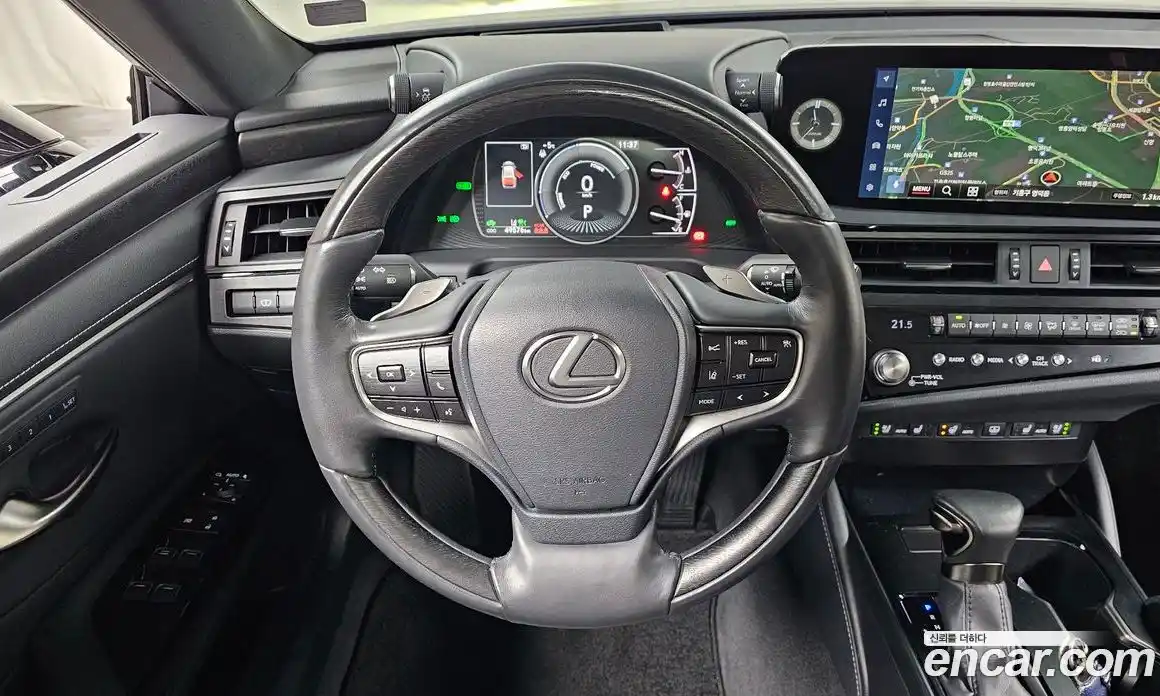 Lexus ES 2023 2.5 гидро в Москве № 198863, фото 13
