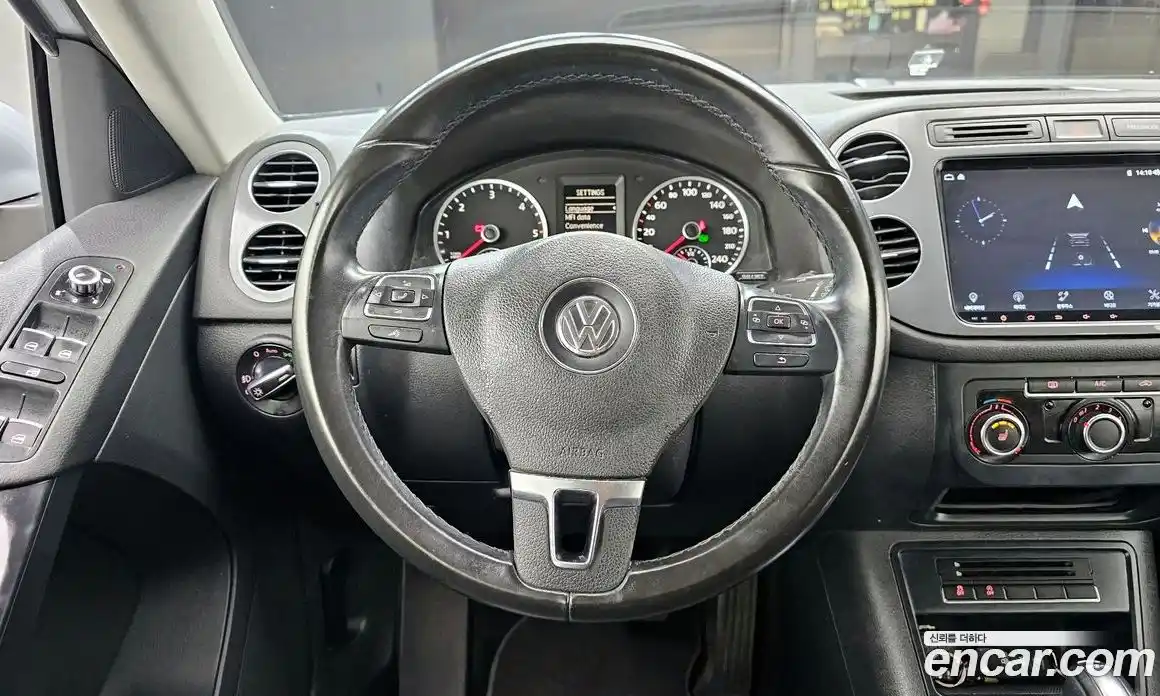 Volkswagen Tiguan 2013 2.0 гидро в Москве № 199231, фото 13