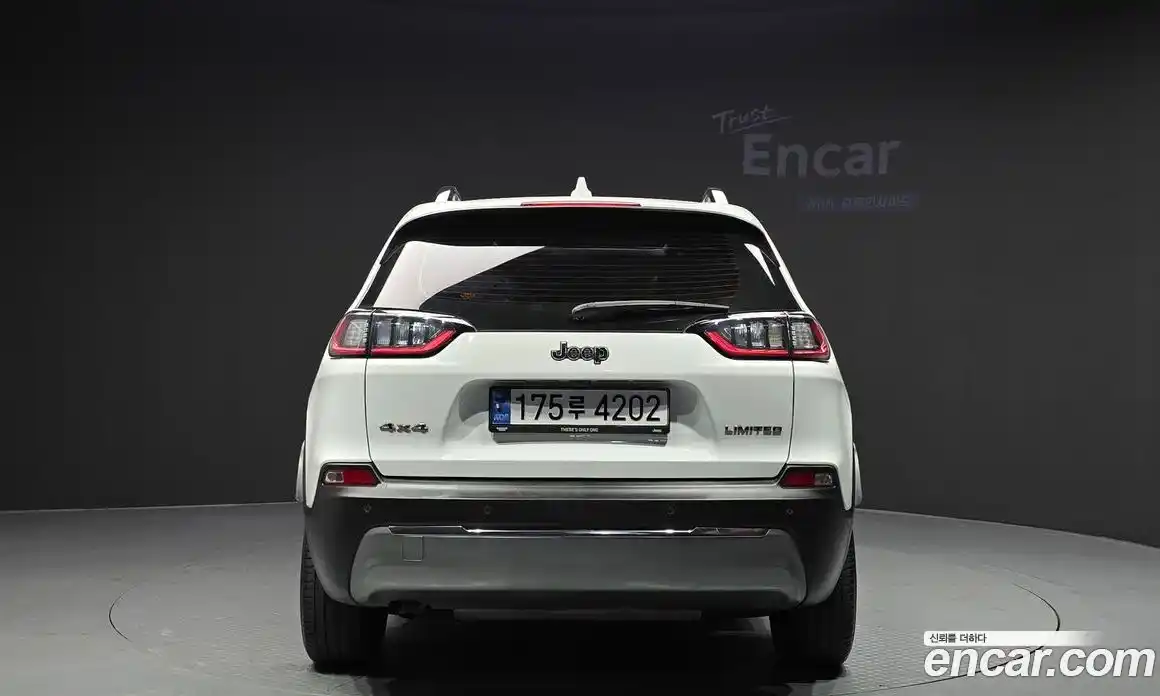 Jeep Cherokee 2022 2.4 гидро в Москве № 199467, фото 4