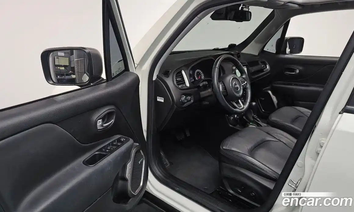 Jeep Renegade 2021 2.4 гидро в Москве № 199478, фото 11