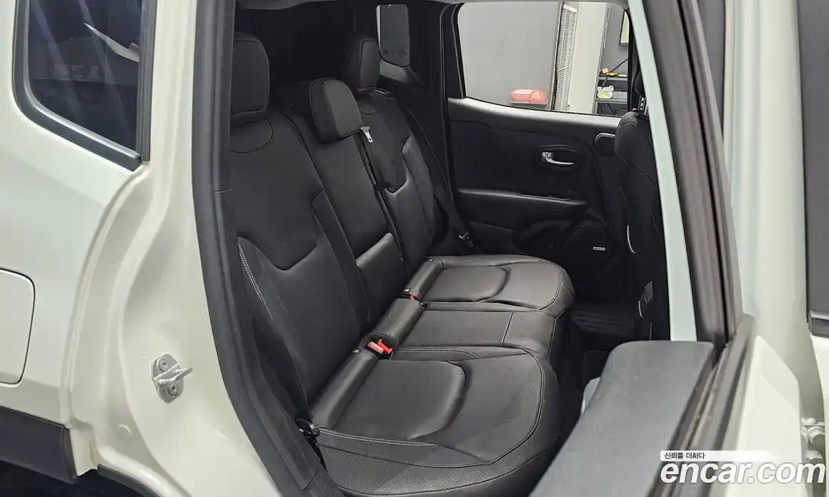 Jeep Renegade 2021 2.4 гидро в Москве № 199478, фото 12