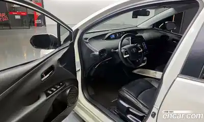 Toyota Prius 2016 1.8 гидро в Москве № 199614, миниатюра 10