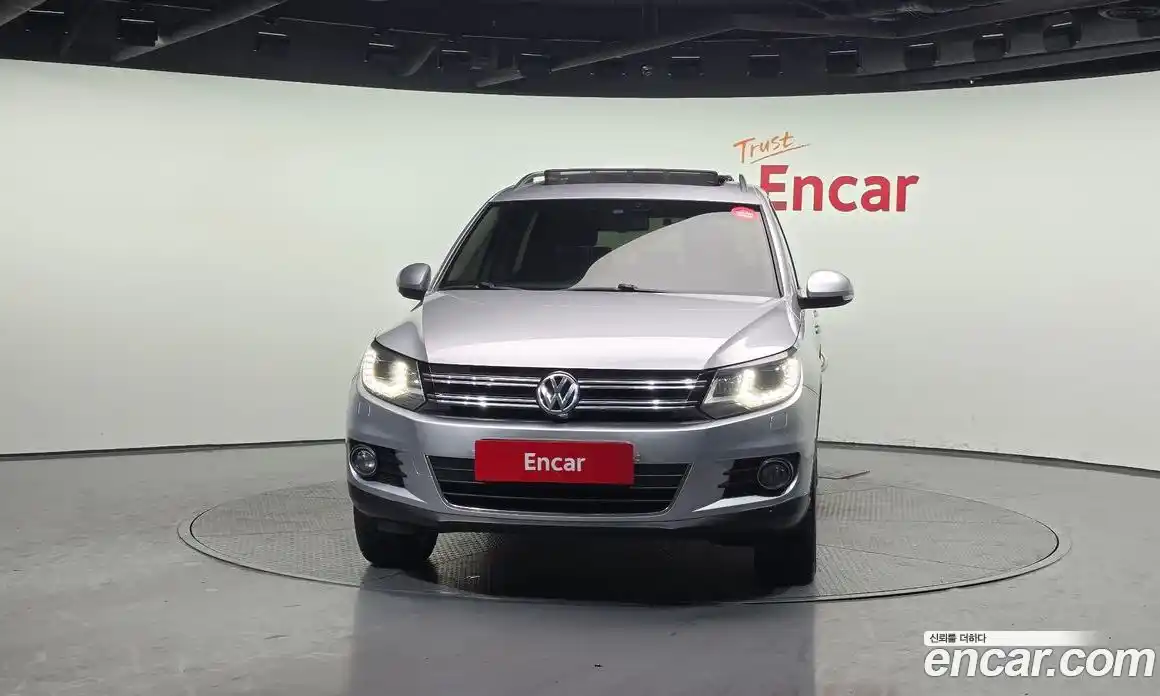 Volkswagen Tiguan 2016 2.0 гидро в Москве № 205039, фото 3