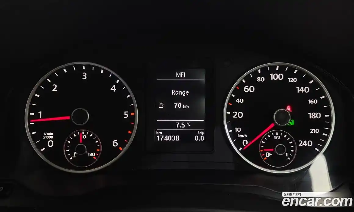 Volkswagen Tiguan 2016 2.0 гидро в Москве № 205039, фото 8