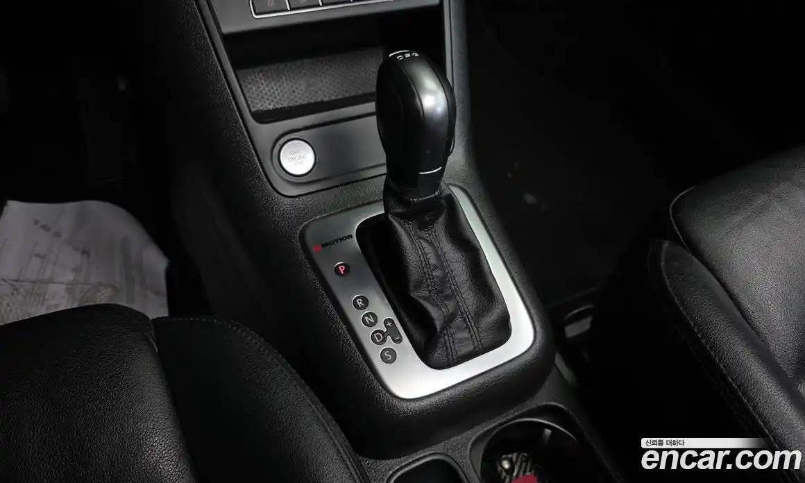 Volkswagen Tiguan 2016 2.0 гидро в Москве № 205039, фото 9