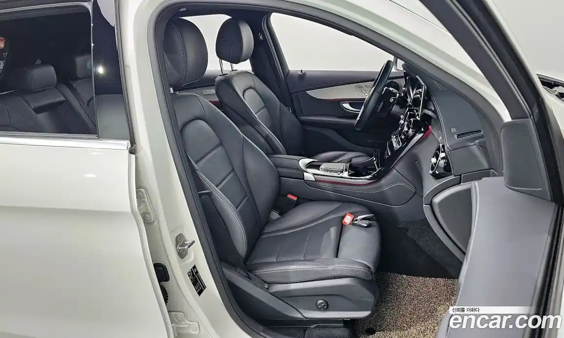 Mercedes-Benz GLC-Class 2021 2.0 гидро в Москве, фото 12