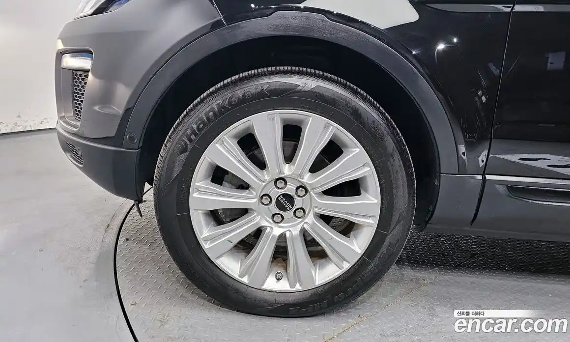 Land Rover Range-Rover Evoque 2017 2.0 гидро в Москве № 213423, фото 5