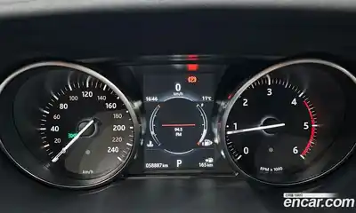 Land Rover Range-Rover Evoque 2017 2.0 гидро в Москве № 213423, миниатюра 8