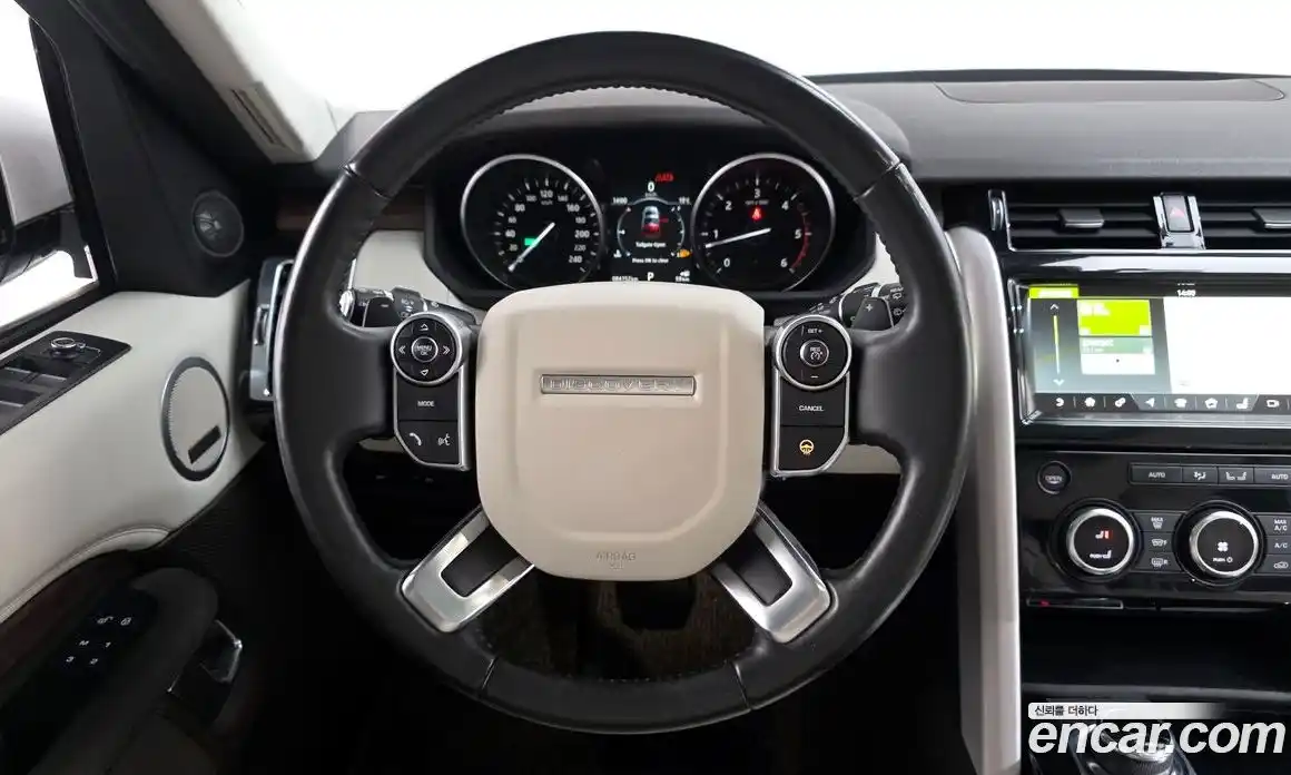 Land Rover Discovery 2017 3.0 гидро в Москве № 213496, фото 13