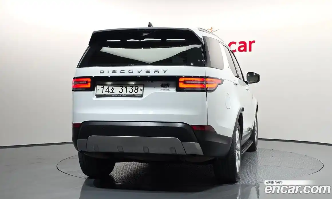 Land Rover Discovery 2017 3.0 гидро в Москве № 213496, фото 4