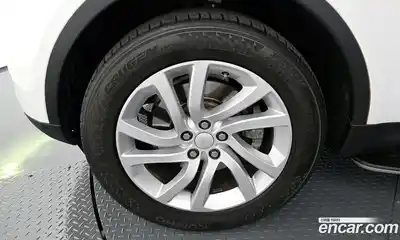 Land Rover Discovery 2017 3.0 гидро в Москве № 213496, миниатюра 5
