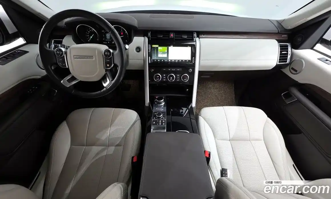 Land Rover Discovery 2017 3.0 гидро в Москве № 213496, фото 7