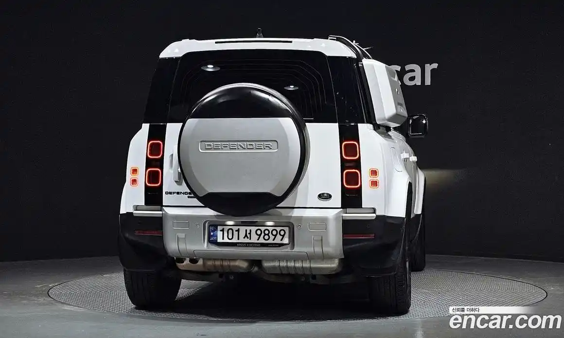 Land Rover Defender 2021 3.0 гидро в Москве № 213621, фото 4