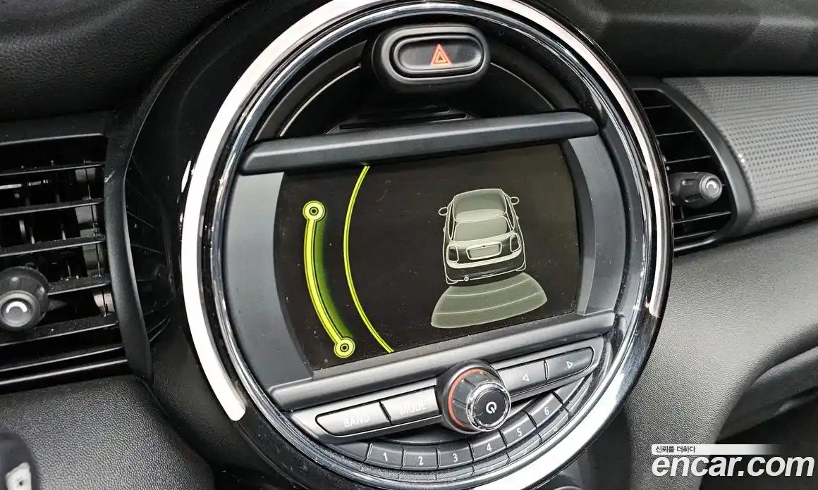 Mini Cooper 2016 1.5 гидро в Москве № 214334, фото 16
