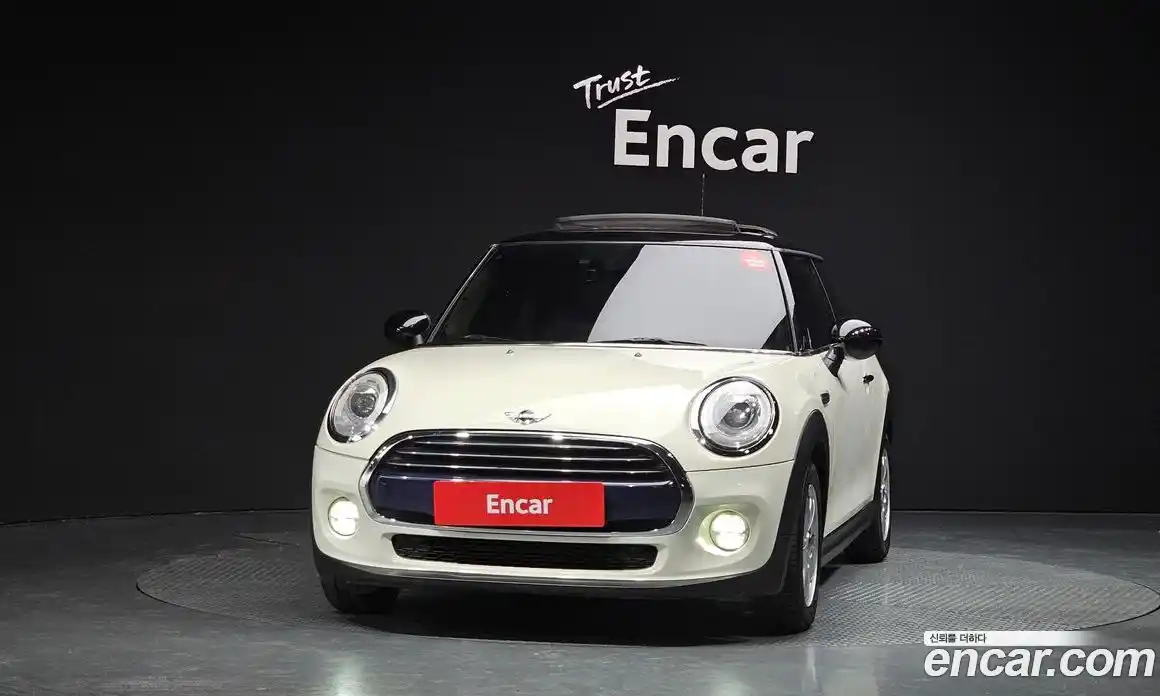 Mini Cooper 2016 1.5 гидро в Москве № 214334, фото 3