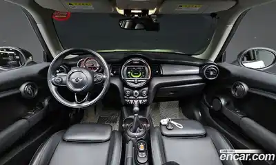 Mini Cooper 2016 1.5 гидро в Москве № 214334, миниатюра 7