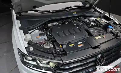 Volkswagen T-Roc 2022 2.0 гидро в Москве № 214957, миниатюра 6