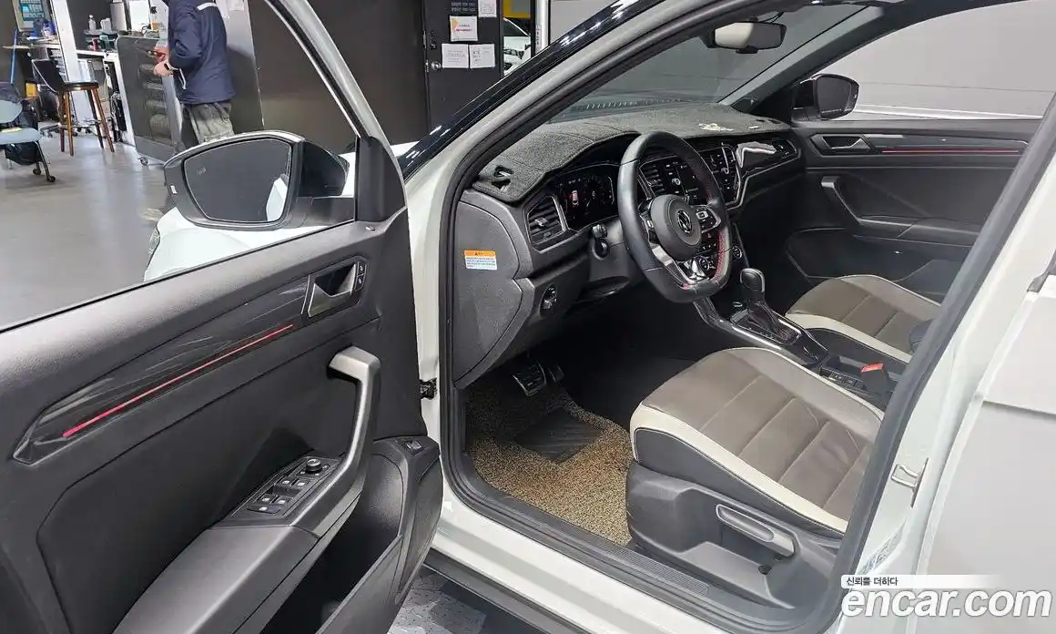Volkswagen T-Roc 2022 2.0 гидро в Москве № 214957, фото 10