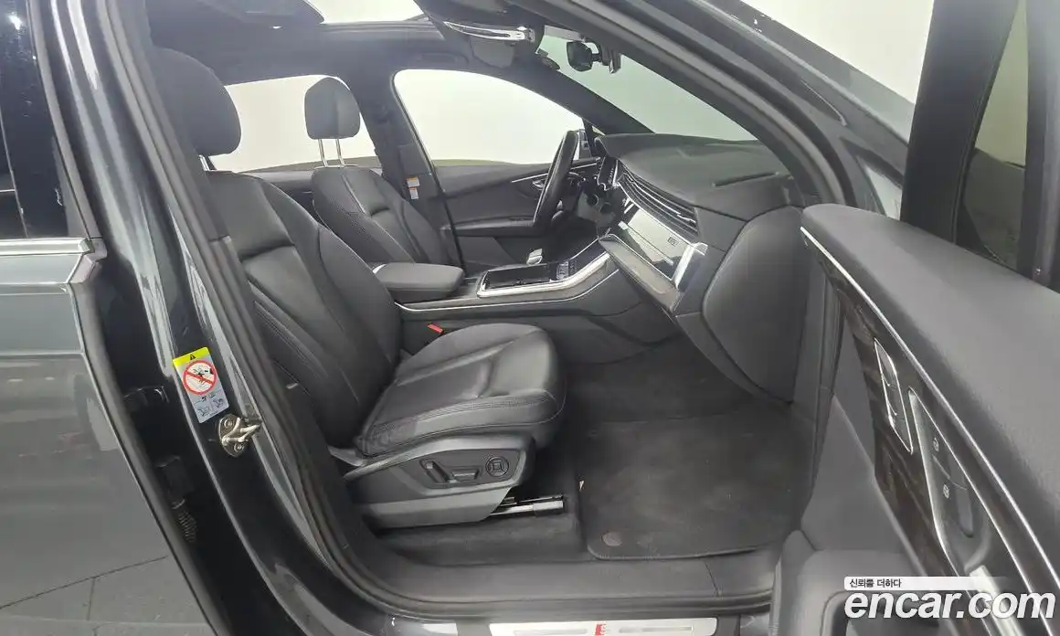 Audi Q7 2021 3.0 гидро в Москве № 229925, фото 11
