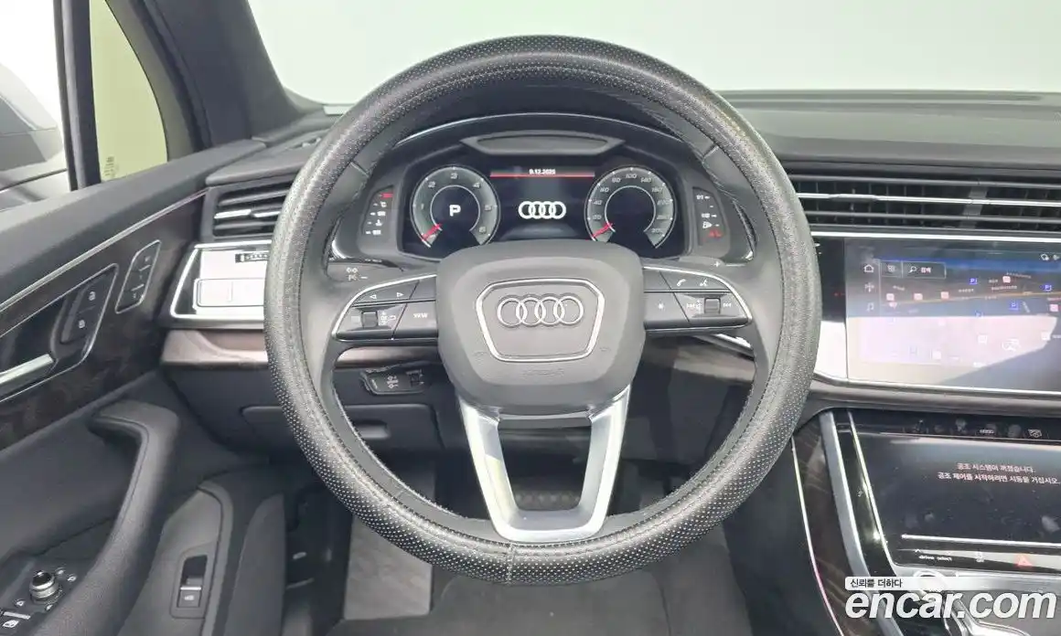 Audi Q7 2021 3.0 гидро в Москве № 229925, фото 13