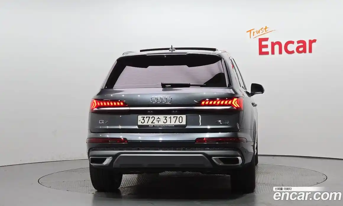 Audi Q7 2021 3.0 гидро в Москве № 229925, фото 4