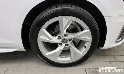 Audi A4 2020 2.0 гидро в Москве № 230068, миниатюра 5