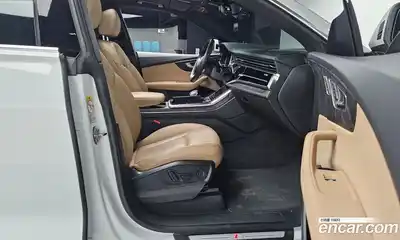 Audi Q8 2023 3.0 гидро в Москве № 230121, миниатюра 11