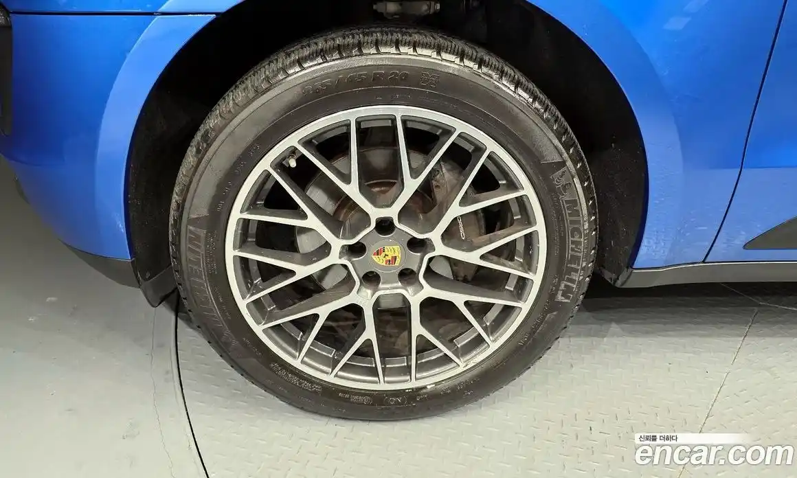 Porsche Macan 2018 2.0 гидро в Москве № 230986, фото 5