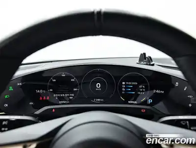 Porsche Taycan 2023 0.1 гидро в Москве № 231074, миниатюра 8