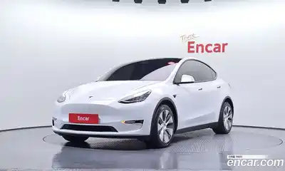 Tesla Model Y, 2021