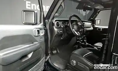 Jeep Wrangler 2019 2.0 гидро в Москве № 232354, миниатюра 11