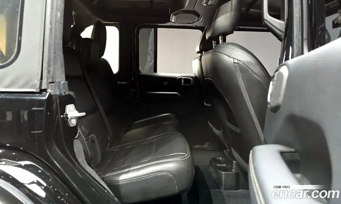 Jeep Wrangler 2019 2.0 гидро в Москве № 232354, фото 12