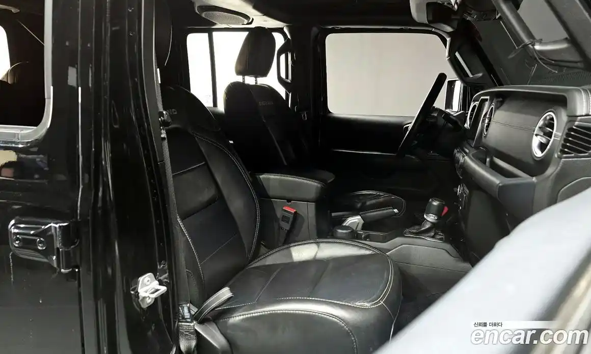 Jeep Wrangler 2019 2.0 гидро в Москве № 232354, фото 10