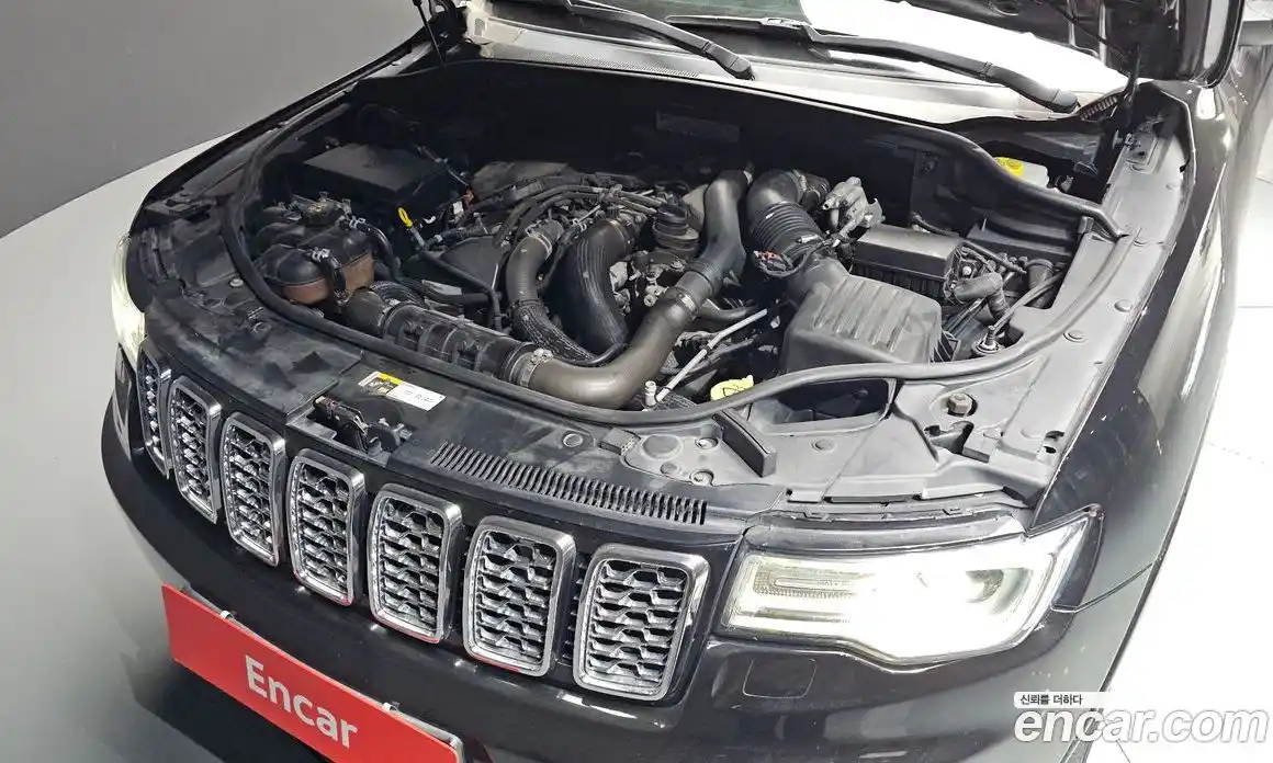 Jeep Cherokee 2017 3.0 гидро в Москве № 232693, фото 6