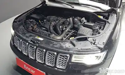 Jeep Cherokee 2017 3.0 гидро в Москве № 232693, миниатюра 6