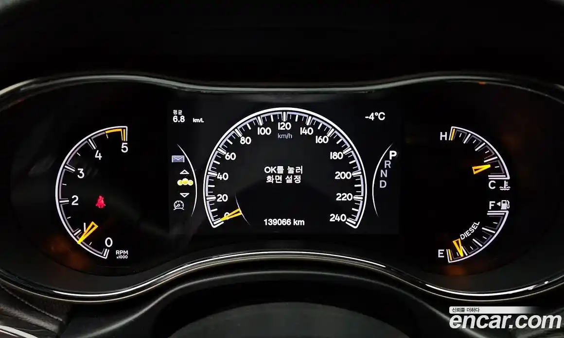 Jeep Cherokee 2017 3.0 гидро в Москве № 232693, фото 8