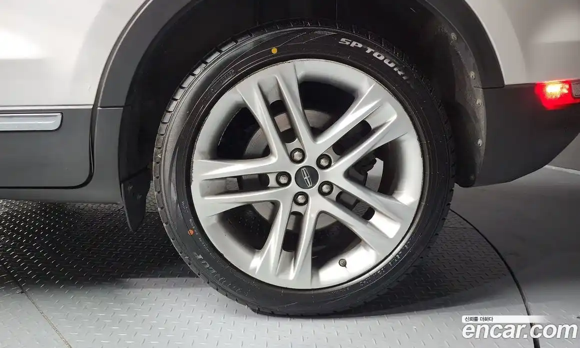 Lincoln MKC 2018 2.0 гидро в Москве № 255768, фото 5