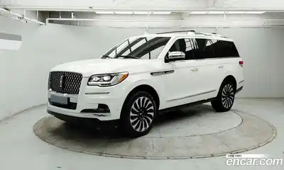 Lincoln Navigator, 2023